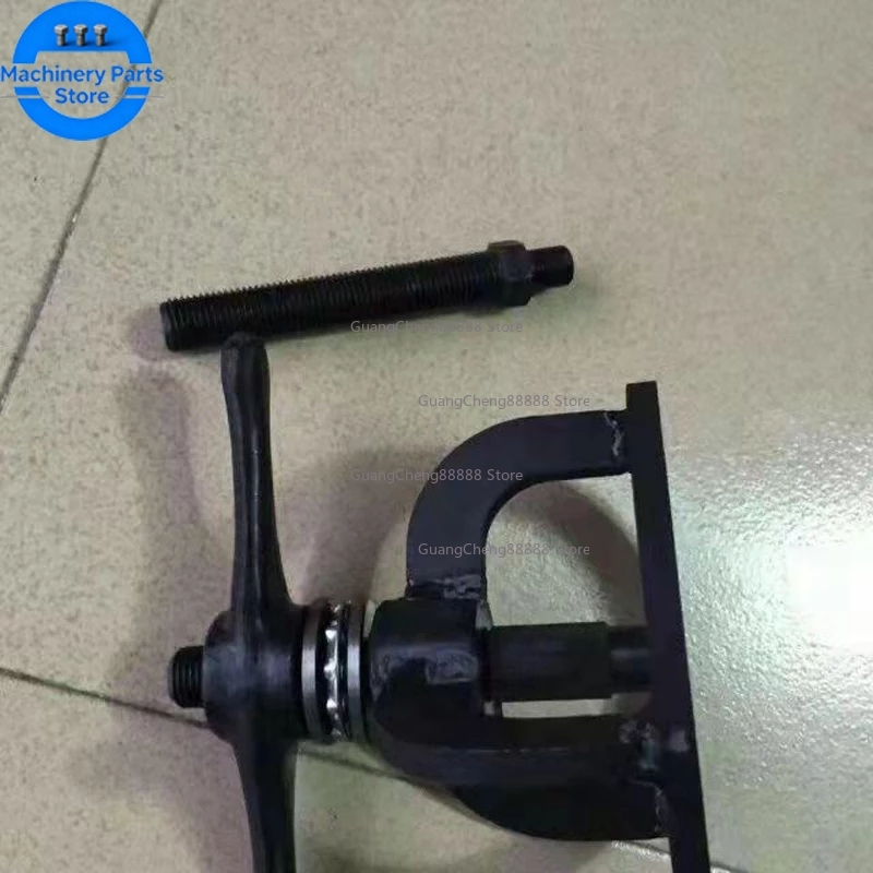 Hot  1 Set For Harley FLSTC So - Spring Compressor Tool recensione e prezzo